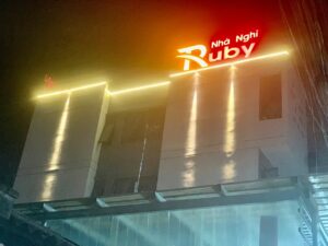 RUBY HOTEL PHÚ LỢI